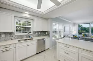 26901 Wedgewood Dr, Bonita Springs, FL 34134 - Photo 10