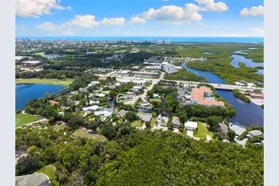 66 River Ct, Naples, FL 34110 - Photo 28