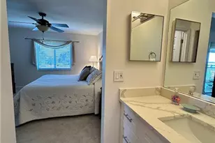 10686 Gulf Shore Dr, Naples, FL 34108 - Photo 14