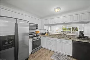 7065 Dennis Cir, Naples, FL 34104 - Photo 4