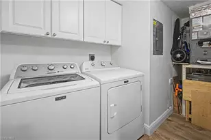 7065 Dennis Cir, Naples, FL 34104 - Photo 22