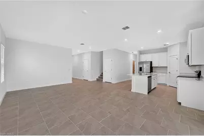 28067 Moonstar Ct, Punta Gorda, FL 33955 - Photo 6