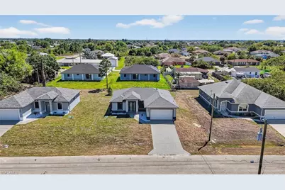 3905 11th St SW, Lehigh Acres, FL 33976 - Photo 6