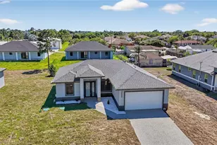 3905 11th St SW, Lehigh Acres, FL 33976 - Photo 8