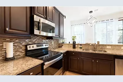 15286 Summit Place Cir #175, Naples, FL 34119 - Photo 16