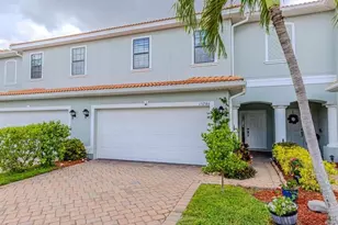 15286 Summit Pl Cir, Naples, FL 34119 - Photo 2