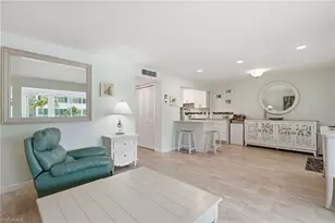 1065 Gulf Shore Blvd N, Naples, FL 34102 - Photo 2