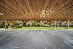 195 Cypress Way E, Naples, FL 34110 - Photo 36