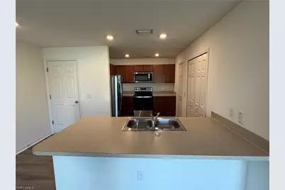 1139 NW 16th Ter, Cape Coral, FL 33993 - Photo 4