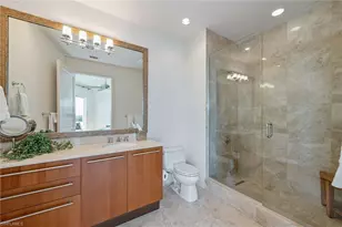 13675 Vanderbilt Dr, Naples, FL 34110 - Photo 20