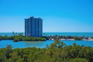 5501 Heron Point Dr, Naples, FL 34108 - Photo 14