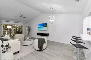653 Squire Cir, Naples, FL 34104 - Photo 6