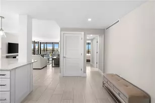 10482 Gulf Shore Dr, Naples, FL 34108 - Photo 28