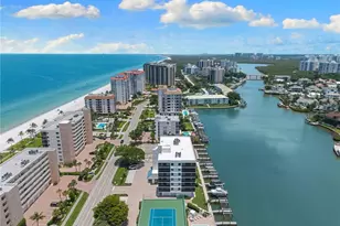 10482 Gulf Shore Dr, Naples, FL 34108 - Photo 46
