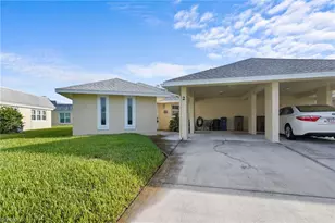2 E Greens Cir, Lehigh Acres, FL 33936 - Photo 4