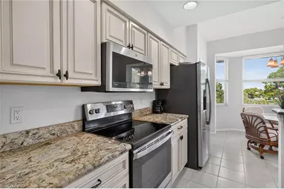 9350 Highland Woods Blvd #4405, Bonita Springs, FL 34135 - Photo 4