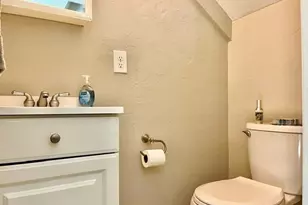 1140 5th St S, Naples, FL 34102 - Photo 14