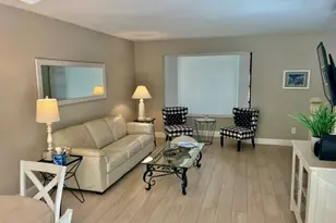 1140 5th St S, Naples, FL 34102 - Photo 8