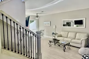 1140 5th St S, Naples, FL 34102 - Photo 4