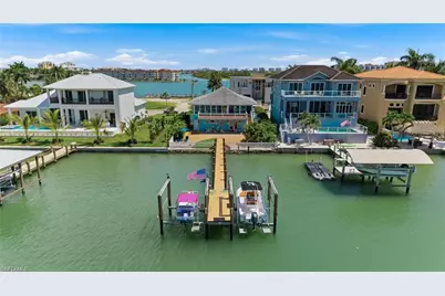 23 W Pelican St, Naples, FL 34113 - Photo 4