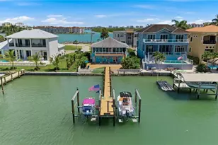 23 W Pelican St, Naples, FL 34113 - Photo 4
