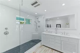 23 W Pelican St, Naples, FL 34113 - Photo 28