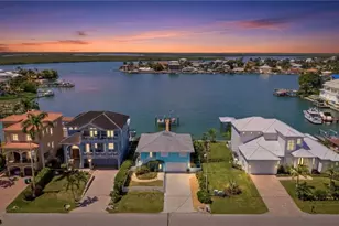 23 W Pelican St, Naples, FL 34113 - Photo 48