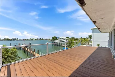 23 W Pelican St, Naples, FL 34113 - Photo 20