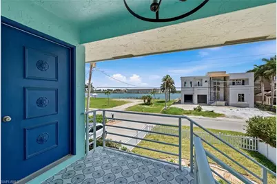 23 W Pelican St, Naples, FL 34113 - Photo 10