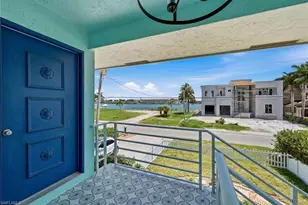 23 W Pelican St, Naples, FL 34113 - Photo 10
