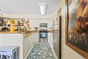 1270 Wildwood Lakes Blvd, Naples, FL 34104 - Photo 8