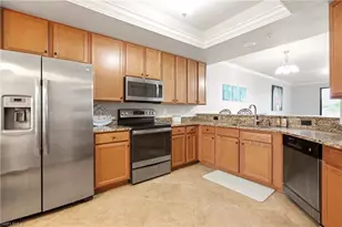 9518 Avellino Wy, Naples, FL 34113 - Photo 8