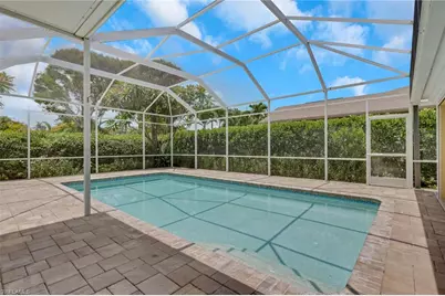 505 Raven Way, Naples, FL 34110 - Photo 2