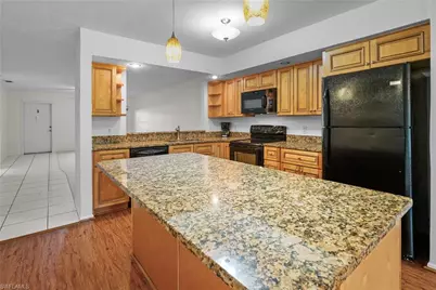 8302 Charter Club Cir #6, Fort Myers, FL 33919 - Photo 16