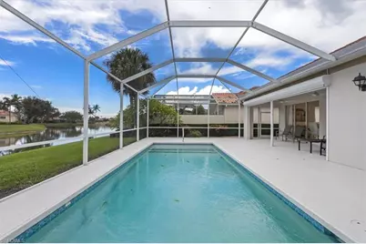 3833 Huelva Ct, Naples, FL 34109 - Photo 2