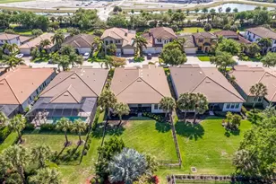 12714 Astor Pl, Fort Myers, FL 33913 - Photo 28