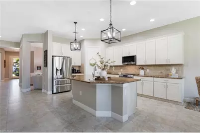 12714 Astor Pl, Fort Myers, FL 33913 - Photo 4