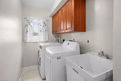3042 NW 3rd Pl, Cape Coral, FL 33993 - Photo 36