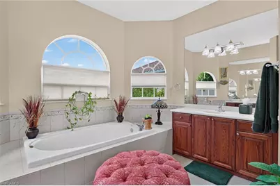 24908 Fairwinds Ln, Bonita Springs, FL 34135 - Photo 28