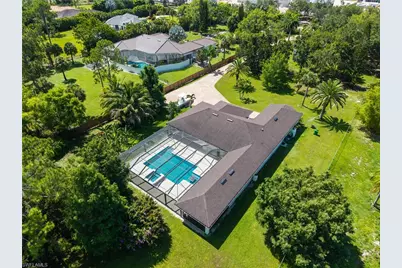 6521 Livingston Woods Ln, Naples, FL 34109 - Photo 42
