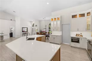6521 Livingston Woods Ln, Naples, FL 34109 - Photo 12