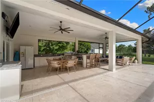 6521 Livingston Woods Ln, Naples, FL 34109 - Photo 32