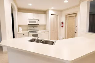 2008 Viscaya Pkwy, Cape Coral, FL 33990 - Photo 4