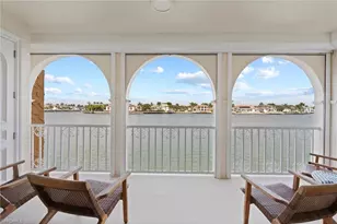 4000 Gulf Shore Blvd N, Naples, FL 34103 - Photo 18