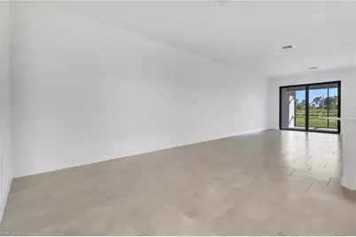 19708 Hinkley Dr, Estero, FL 33928 - Photo 10