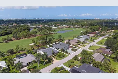 1926 Princess Ct, Naples, FL 34110 - Photo 4