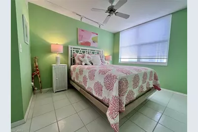 5550 Heron Point Dr #704, Naples, FL 34108 - Photo 12