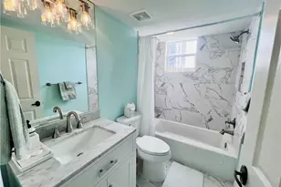 5550 Heron Point Dr, Naples, FL 34108 - Photo 14