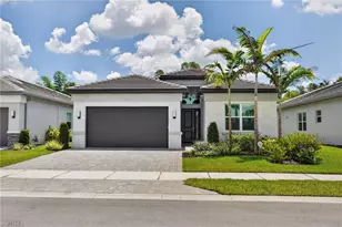 12448 Violet Ln, Naples, FL 34120 - Photo 2