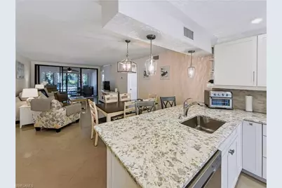 3370 10th St N #1304, Naples, FL 34103 - Photo 10